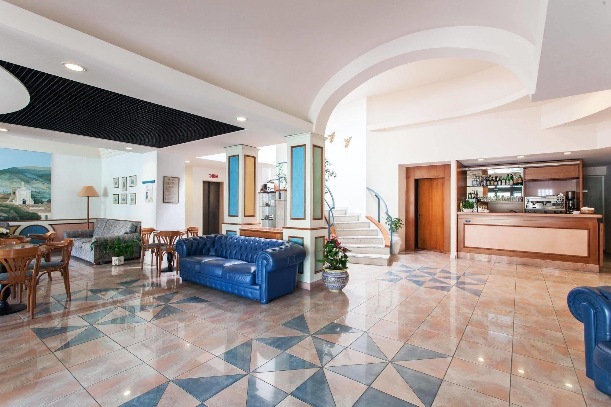 Hotel Los Angeles Assisi Esterno foto
