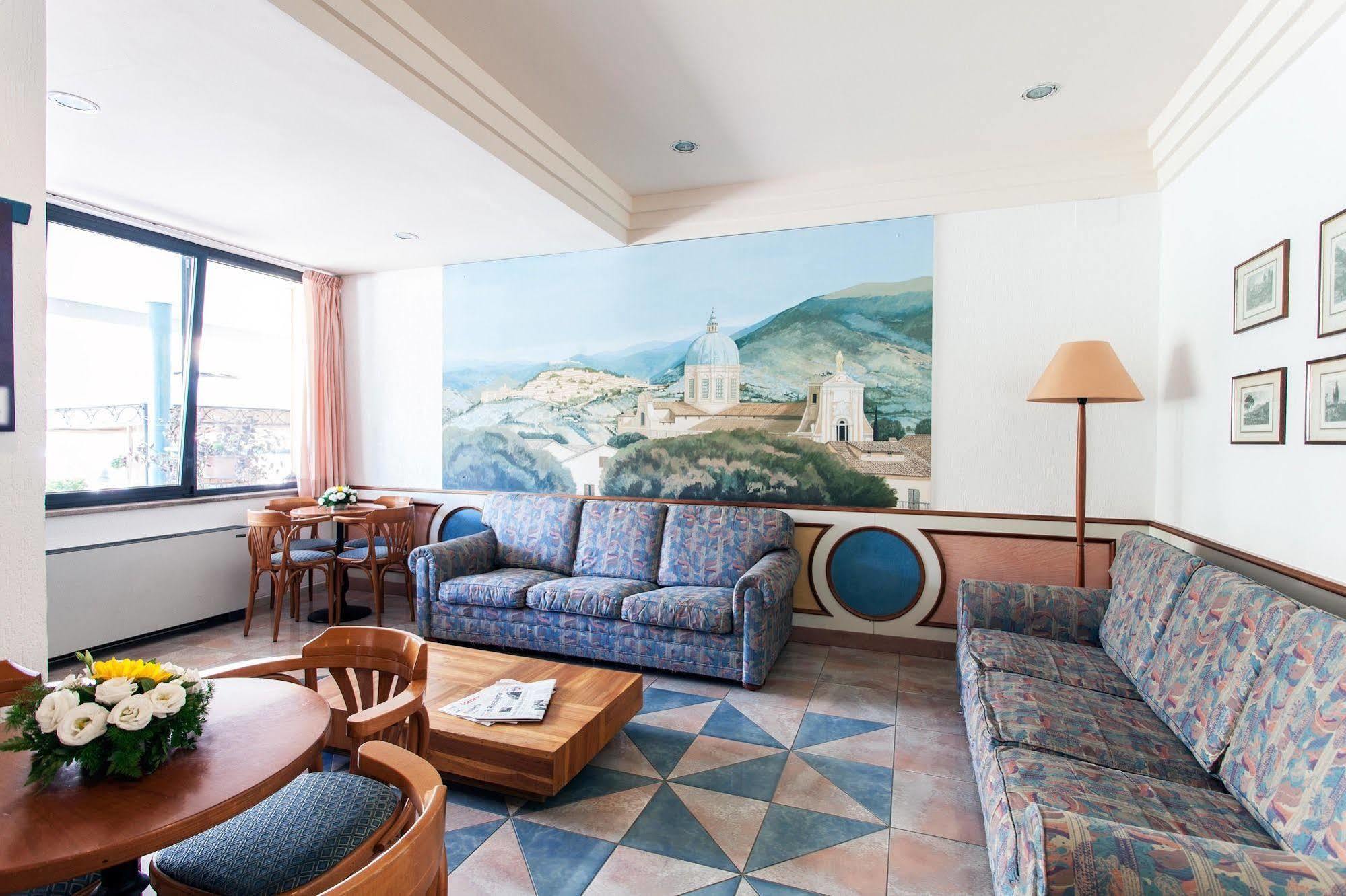 Hotel Los Angeles Assisi Esterno foto